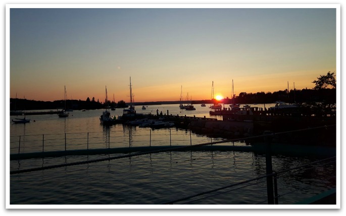 Sunset at lido pool