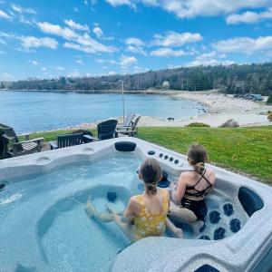 Seashore Unit - Fox Point Shore Rentals - Hot Tub